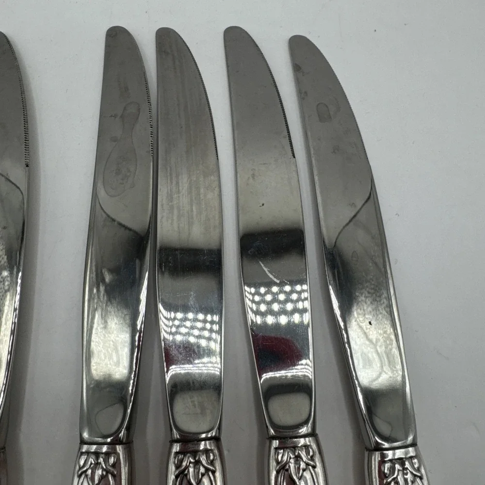 Lot Of 8 Oneida Silver Michelangelo (Stainless) Flatware‎ Hollow Dinner Knives